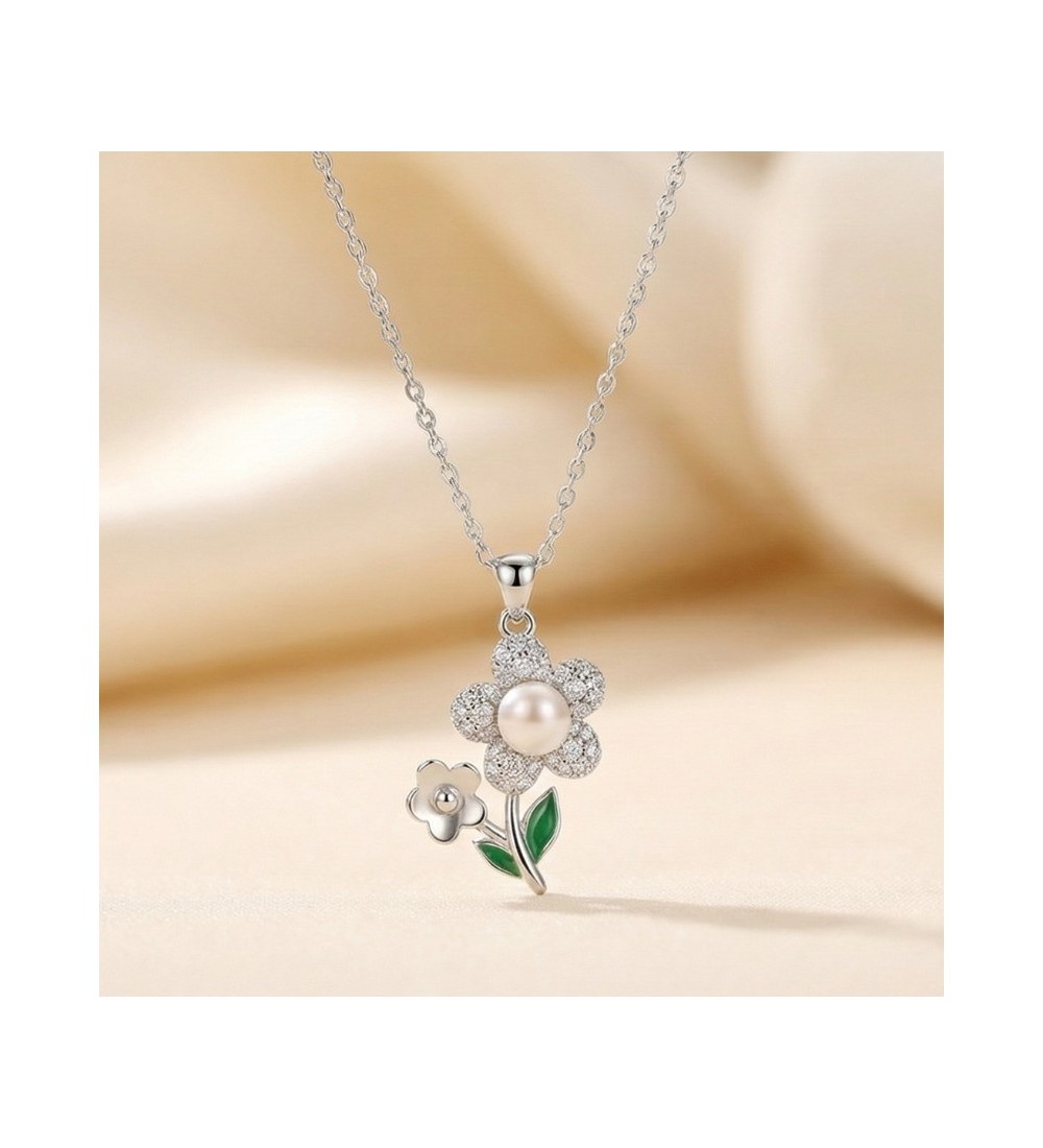 Floral Pearl Pendant Necklace – Silver Finish