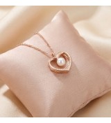 Pearl Heart Pendant Necklace – Rose Gold