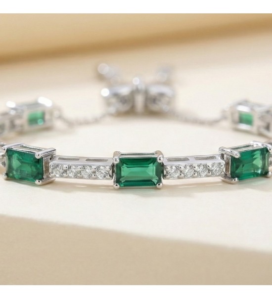 Emerald Elegance Bracelet – Silver Bracelet with Rectangular Green Stones