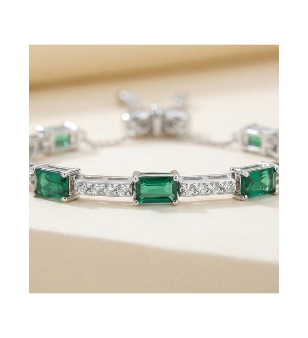 Emerald Elegance Bracelet – Silver Bracelet with Rectangular Green Stones