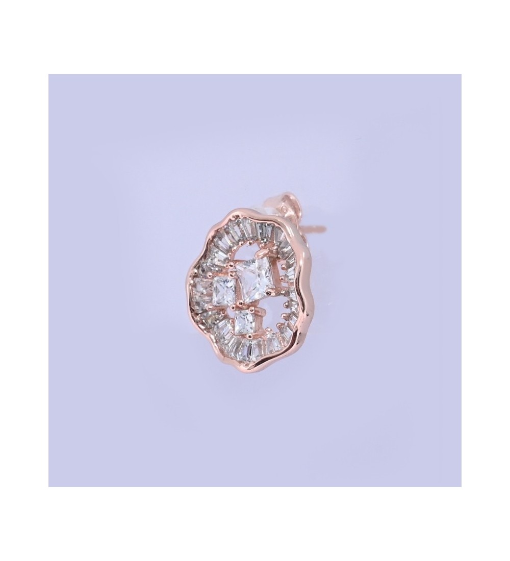 Radiant Halo Stud Earrings – Silver Sparkle with Baguette-Cut Crystals