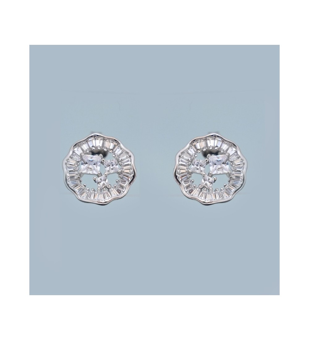 Radiant Halo Stud Earrings – Silver Sparkle with Baguette-Cut Crystals