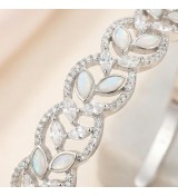 Enchanted Vine Bangle – Silver Leaf Bracelet with Intricate Nature Detailing