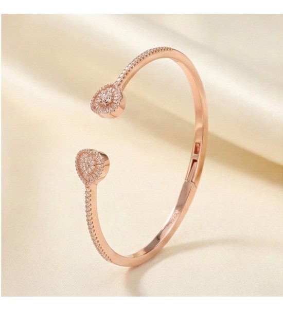 Radiant Embrace Bangle – Rose Gold Open Cuff with Sparkling Teardrop Ends