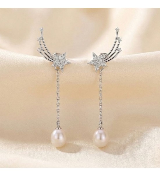 Shooting Star Pearl Drop Earrings – Elegant Zirconia & Pearl Dangle