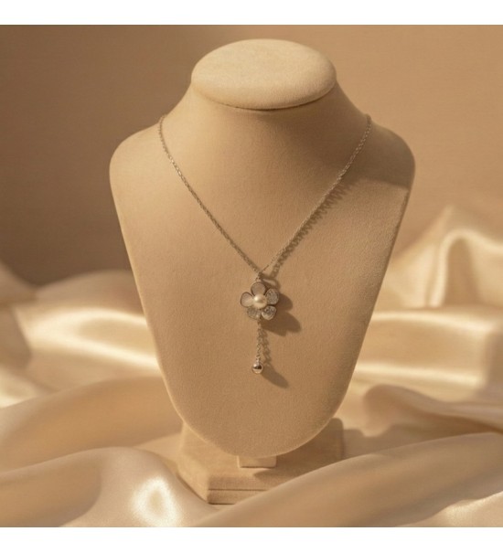 925 Sterling Silver Mother of Pearl Flower Necklace – Dainty Pearl Blossom Drop Pendant – Sparkling Cubic Zirconia Floral Jewelr