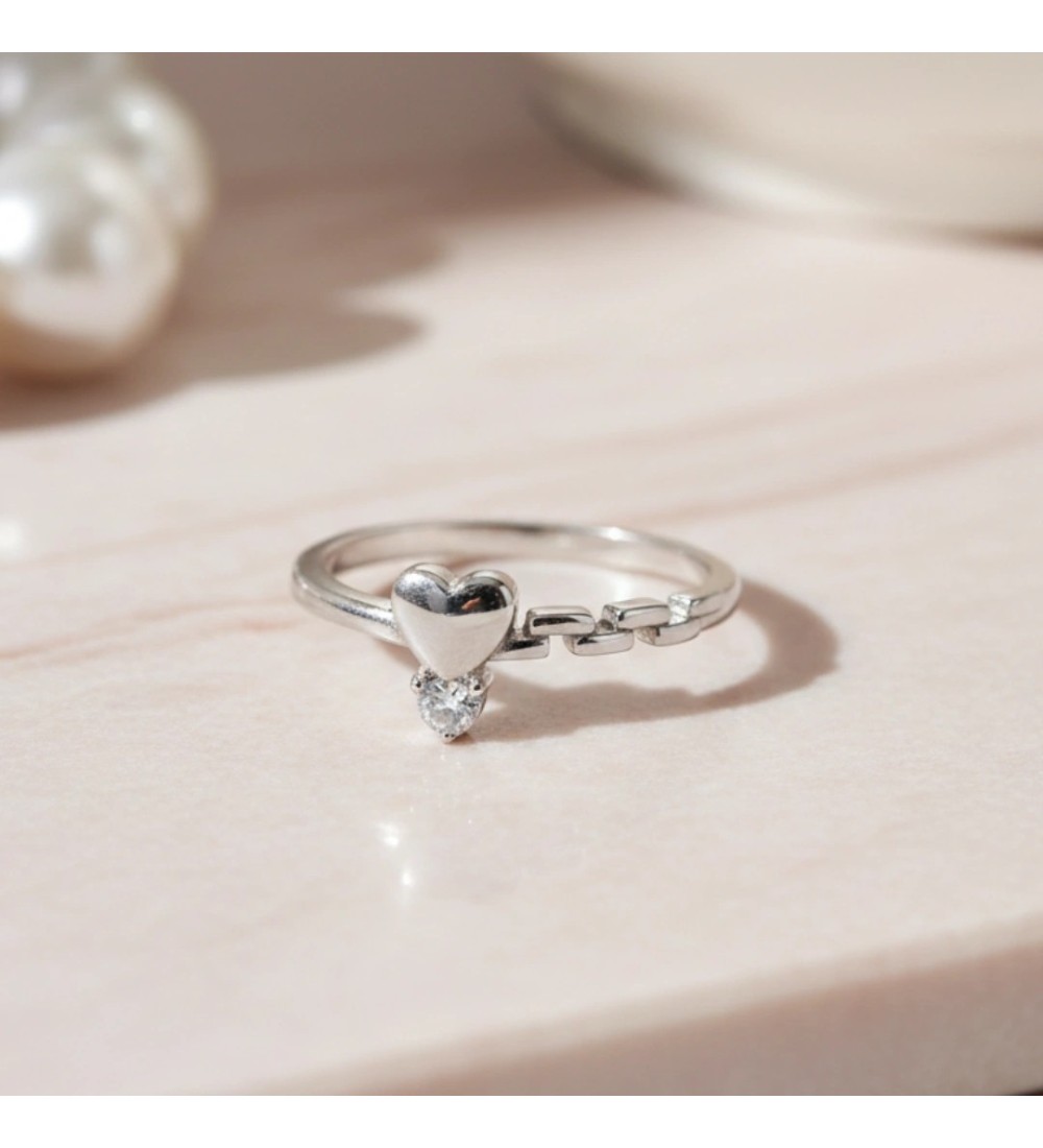 Heart Link Solitaire Ring