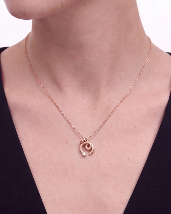 Rose Gold Signature Swirl Pendant Set | Stylora