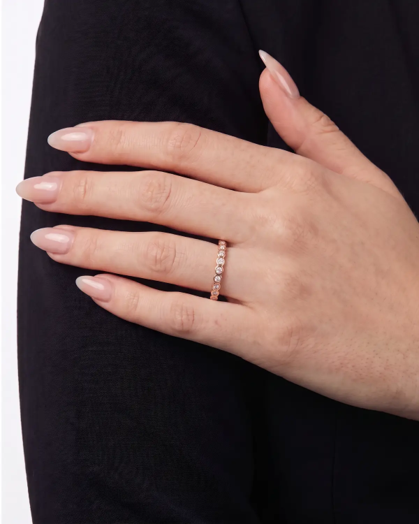 Rose Gold Twisted Band Ring