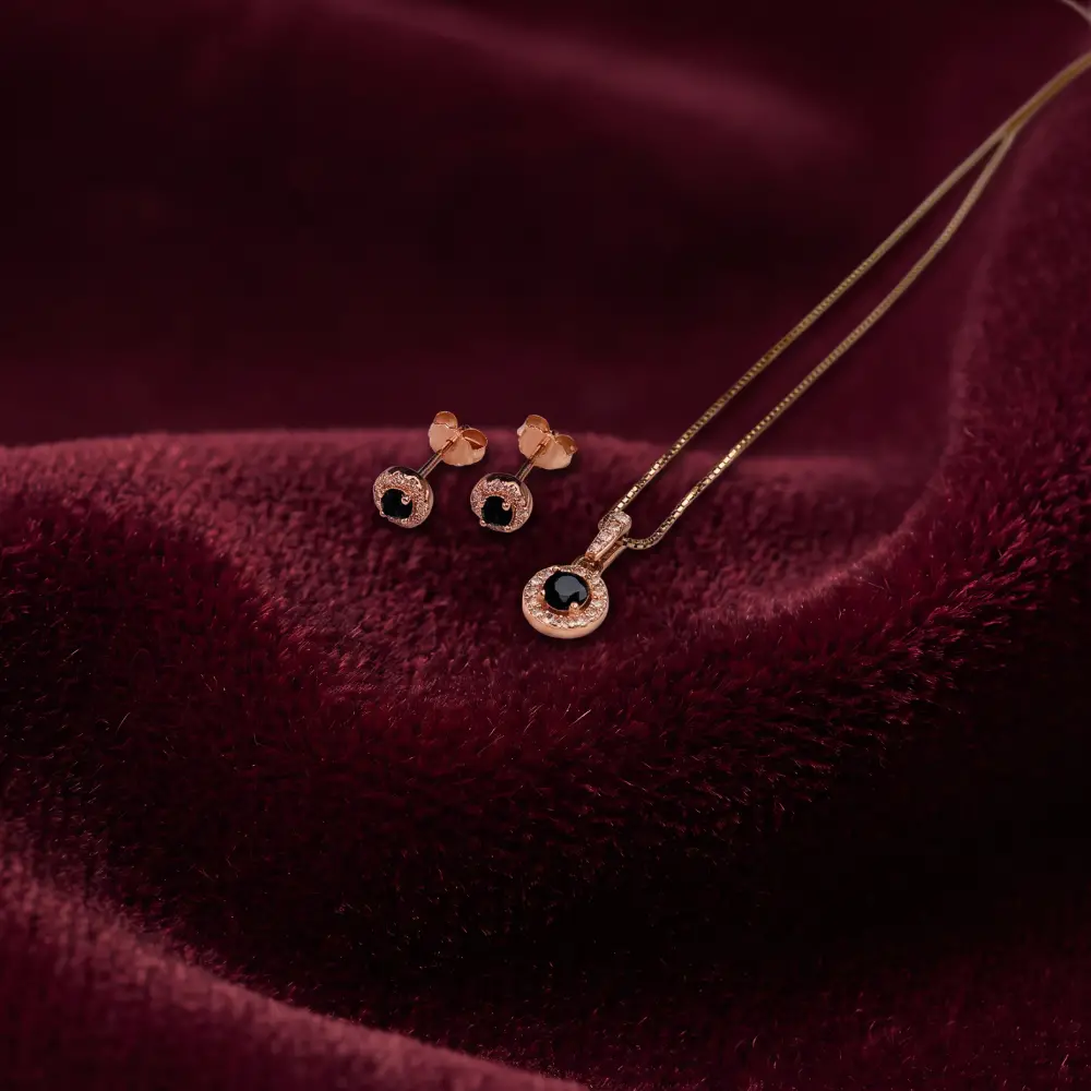 Pendant Necklace